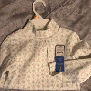 NWT-Carter’s 3T turtleneck